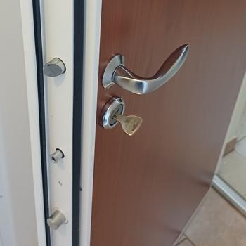 Installation de porte blindée à Toulon